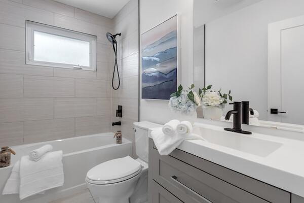 Best Bidet Toilet Combo: 2022 Best Options For Your Bathroom